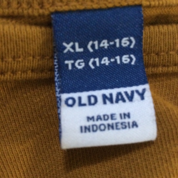 Girls cropped twist front shirt (appears more orange than in the photo) - Picture 3 of 3